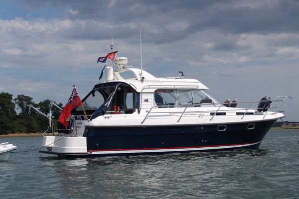 Nimbus 320 Coupe