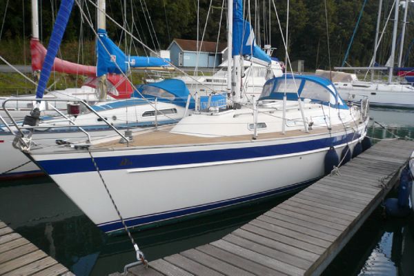 Hallberg Rassy 34