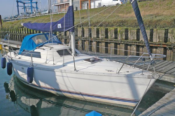 Jeanneau Fantasia 27
