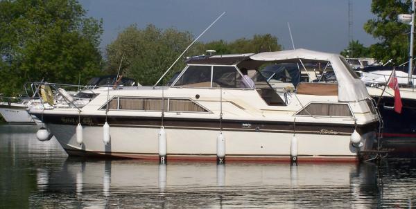 Fairline Mirage 29 Aft Cabin
