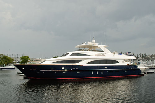 HARGRAVE Raised Pilothouse