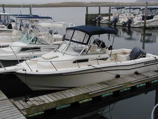 Grady White 22 Seafarer w 200HP HPDI Yamaha/ 173 Hours Sports Fishing Boats Grady White 22 Seafarer w 200HP HPDI Yamaha/ 173 Hours Sports Fishing Boats