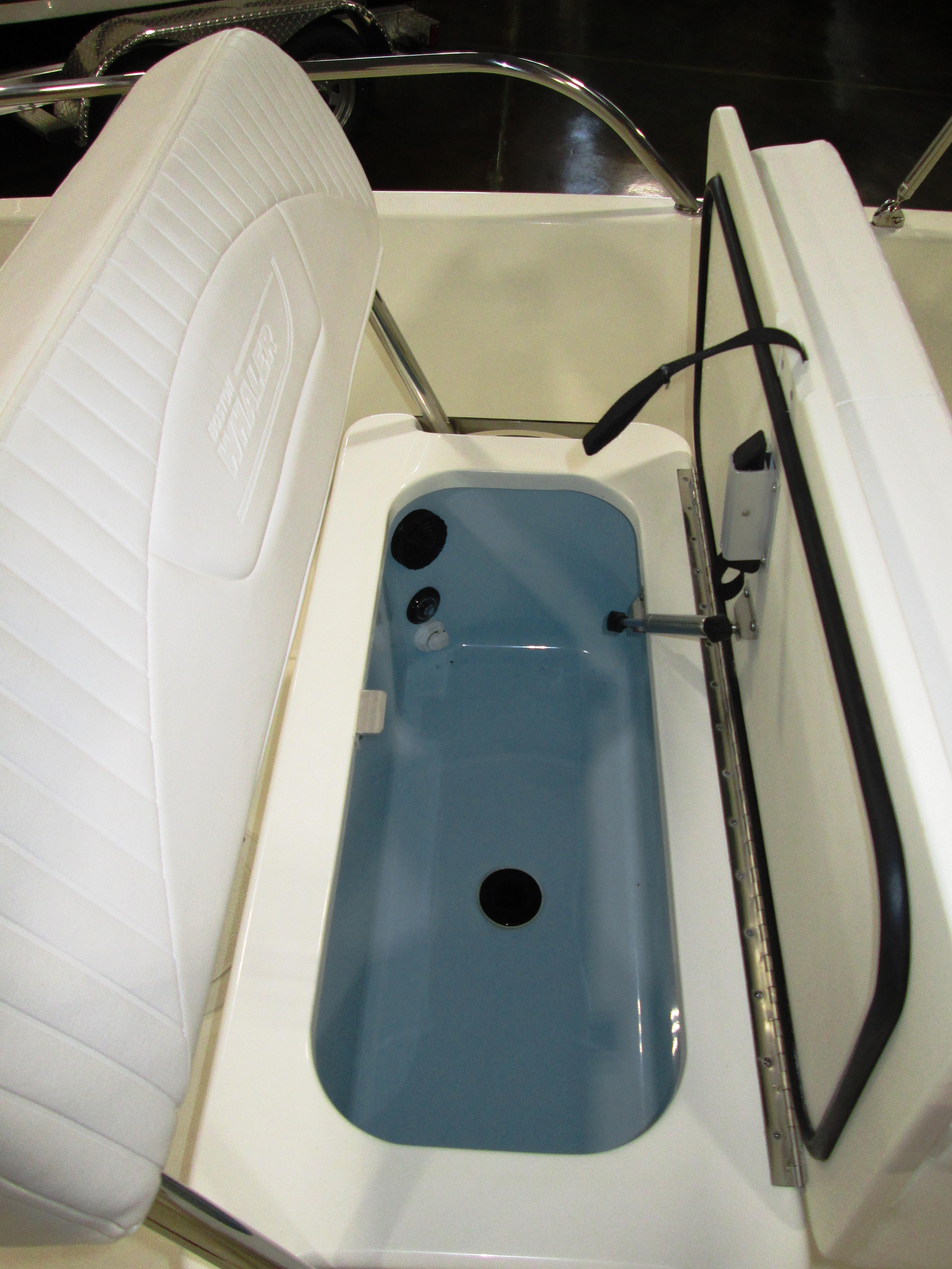 17' Boston Whaler, Listing Number 100752129, Image No. 6