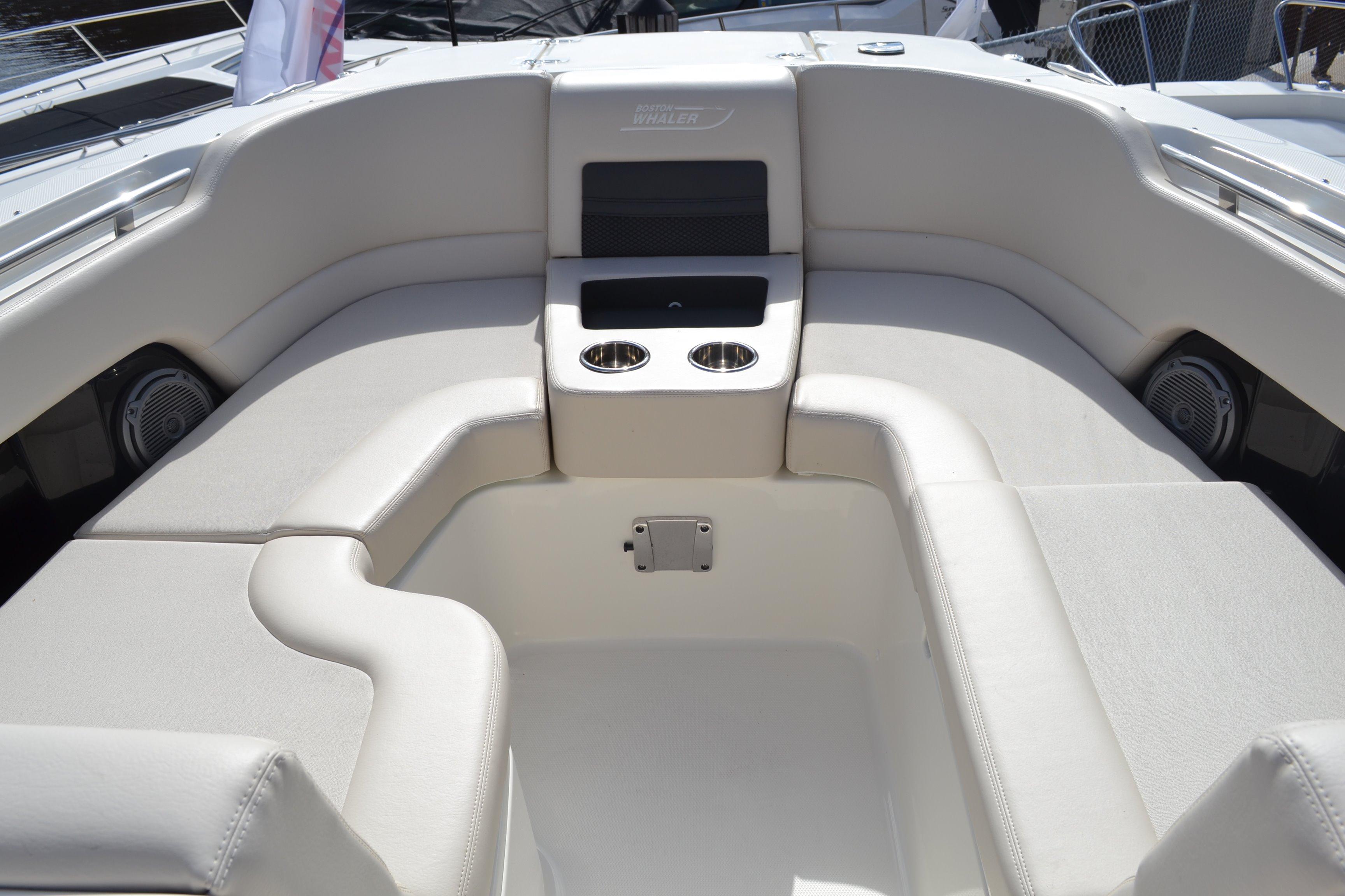 28' Boston Whaler, Listing Number 100758279, - Photo No. 18
