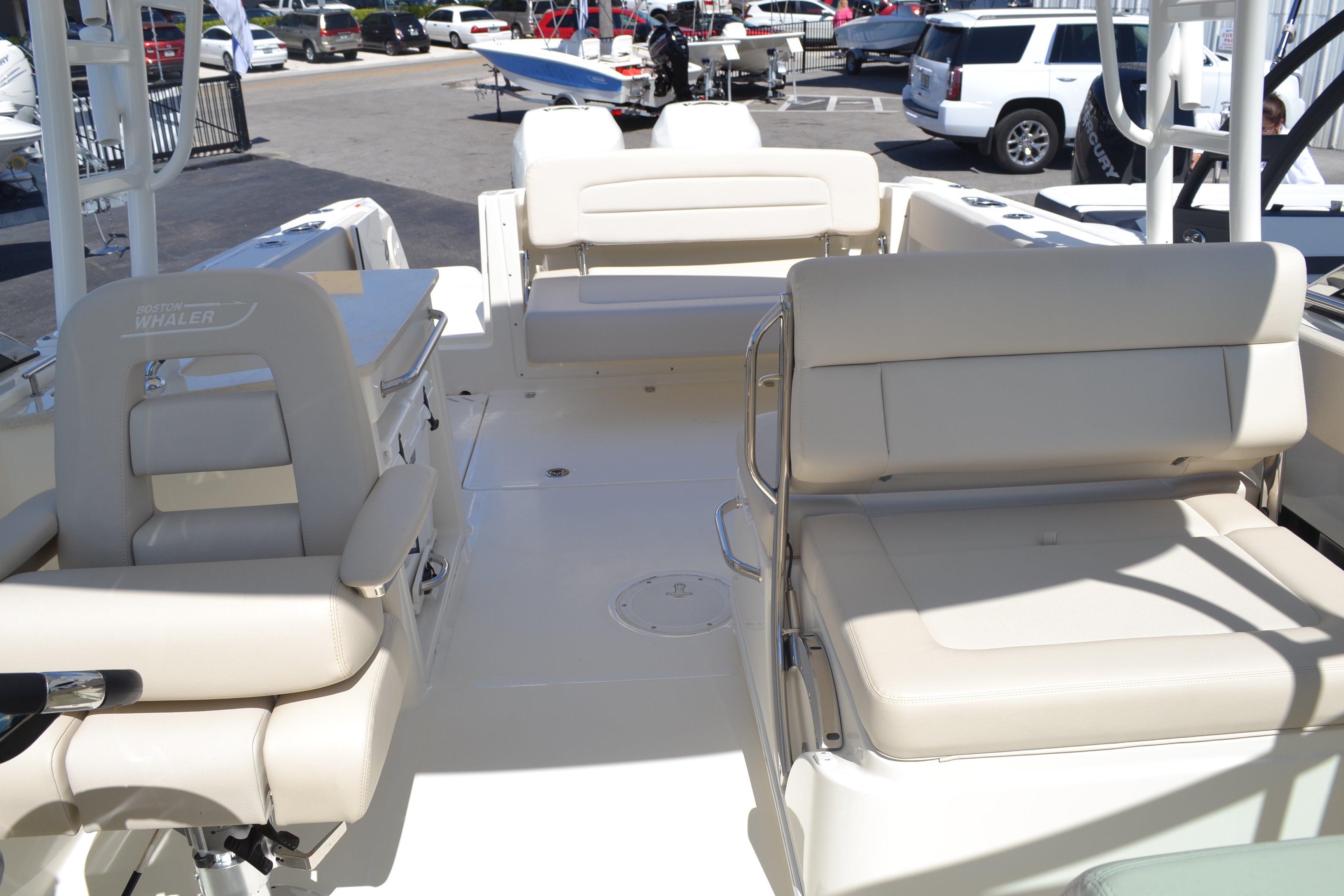 28' Boston Whaler, Listing Number 100758279, Image No. 17