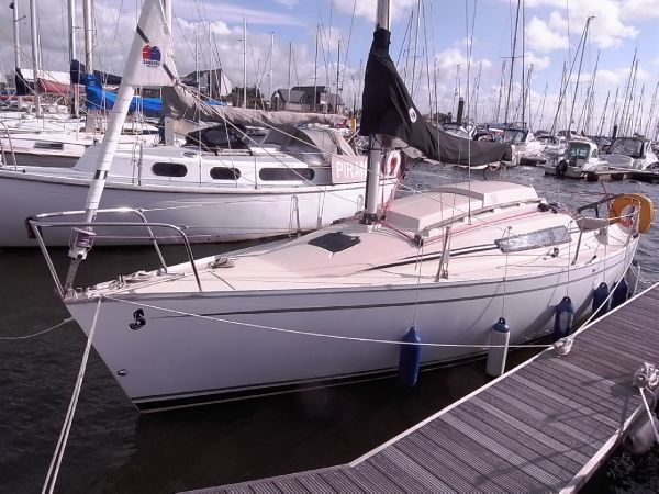 Beneteau First 24