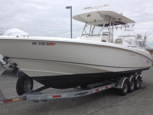 Boston Whaler 320 Outrage