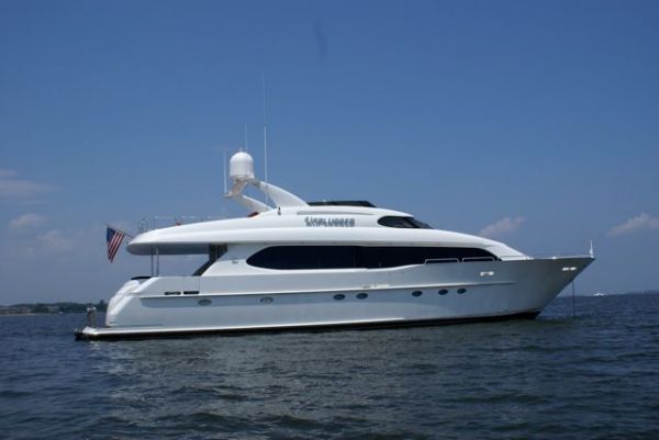 Lazzara Motoryacht