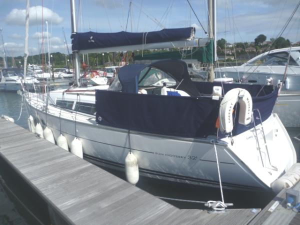 Jeanneau Sun Odyssey 32i - CHEEKY MONKEY