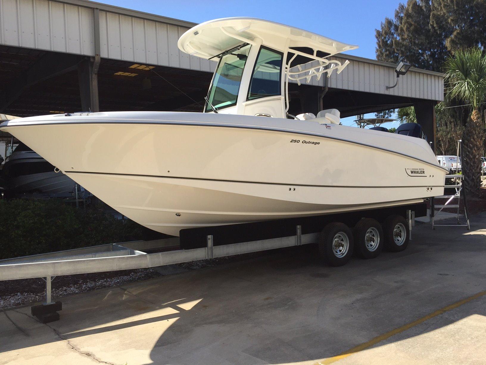 24' Boston Whaler, Listing Number 100752392, - Photo No. 1
