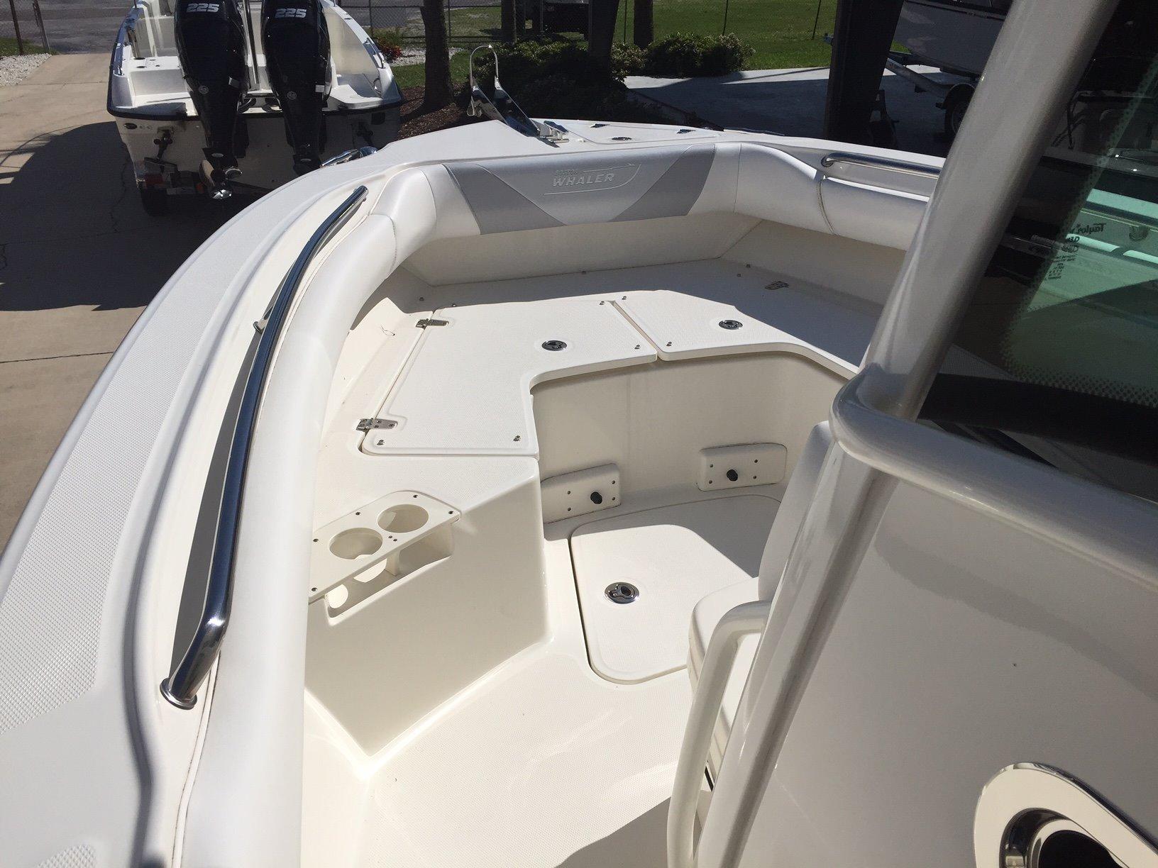 24' Boston Whaler, Listing Number 100752392, Image No. 5