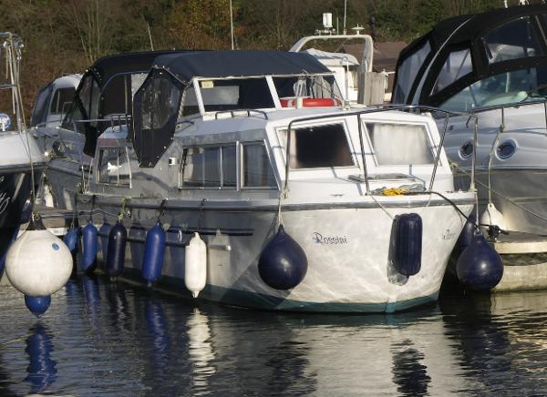Viking 32 Narrow beam