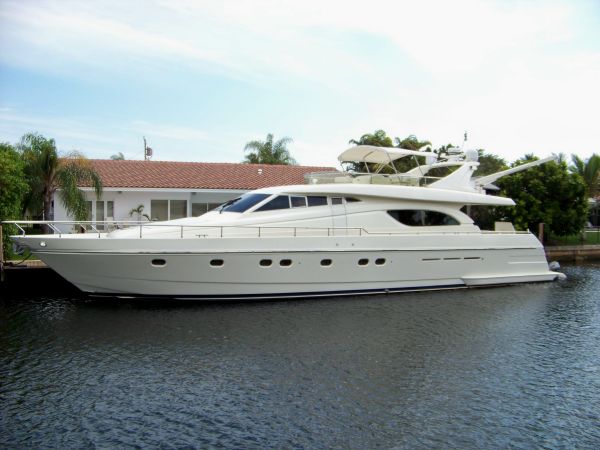 Ferretti Motor Yacht
