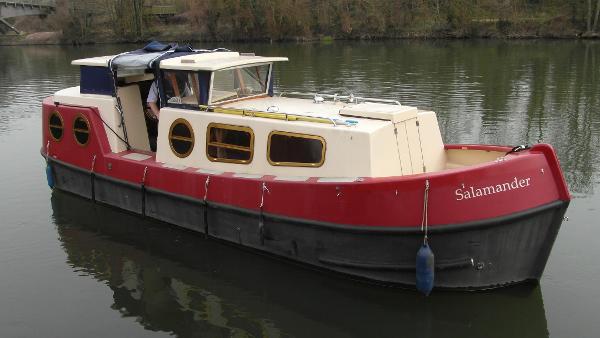 Mini Replica Dutch Barge BV Explorer