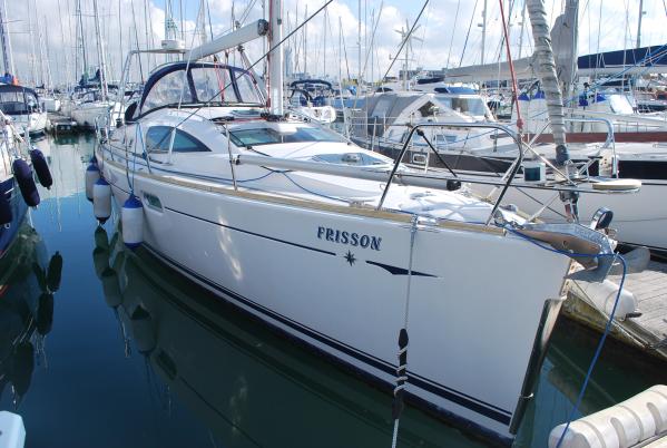 Jeanneau Sun Odyssey 39DS - Bow