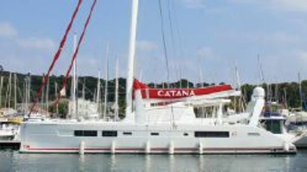 Catana 65