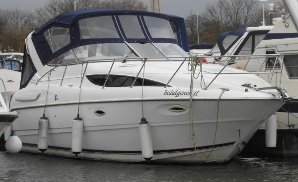 Bayliner 3055