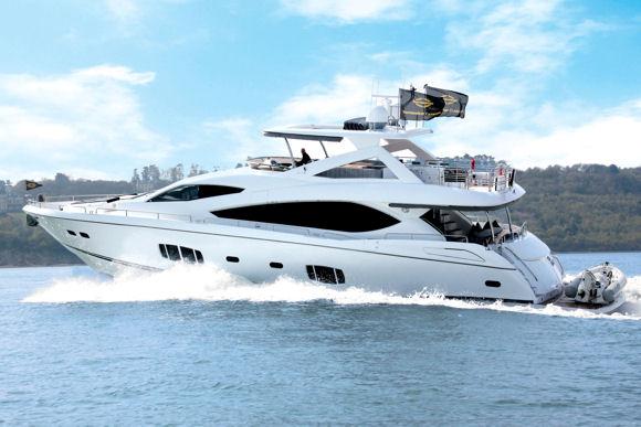 Sunseeker 88 Yacht