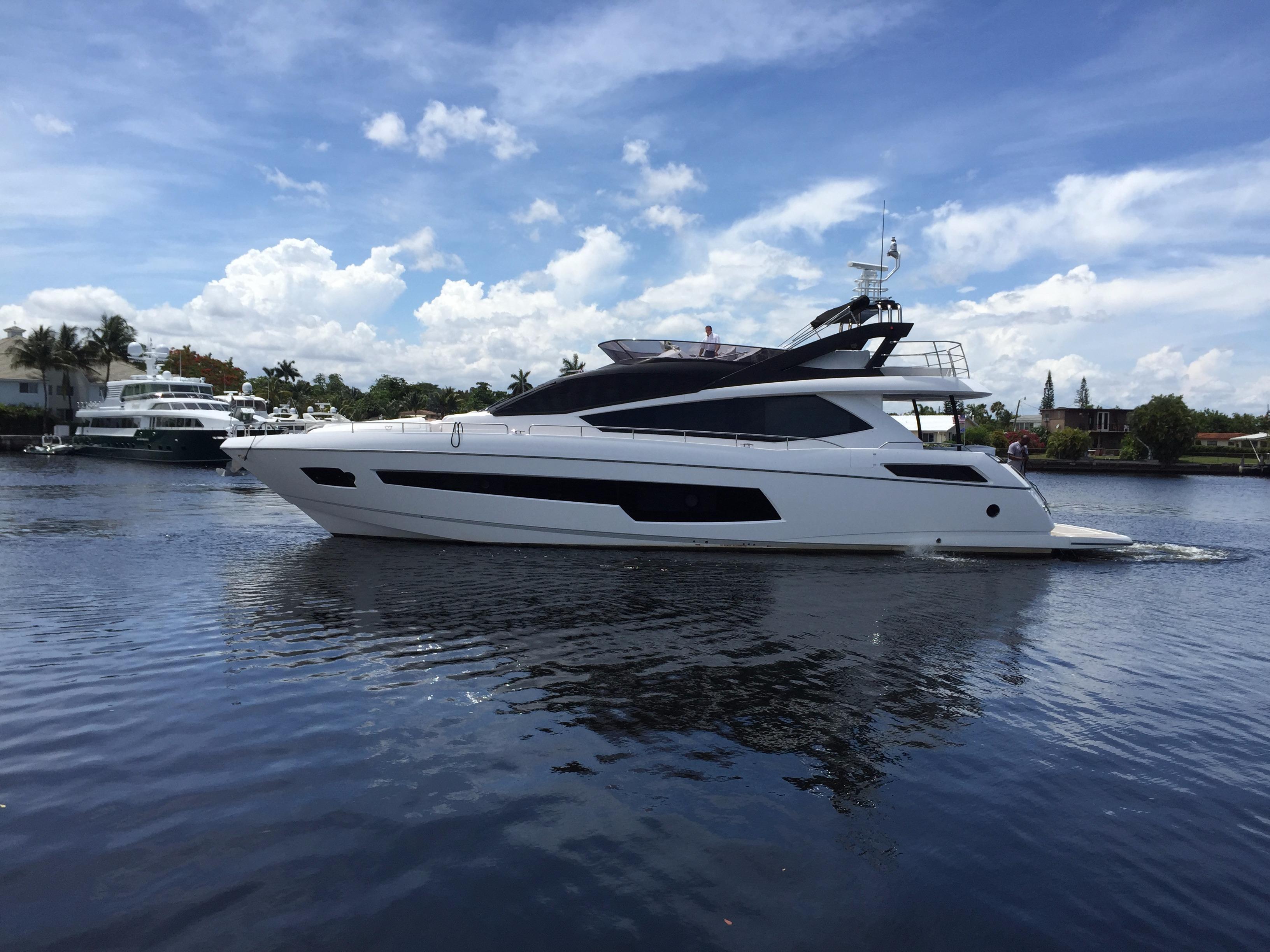 2015 Sunseeker 75 Yacht For Sale