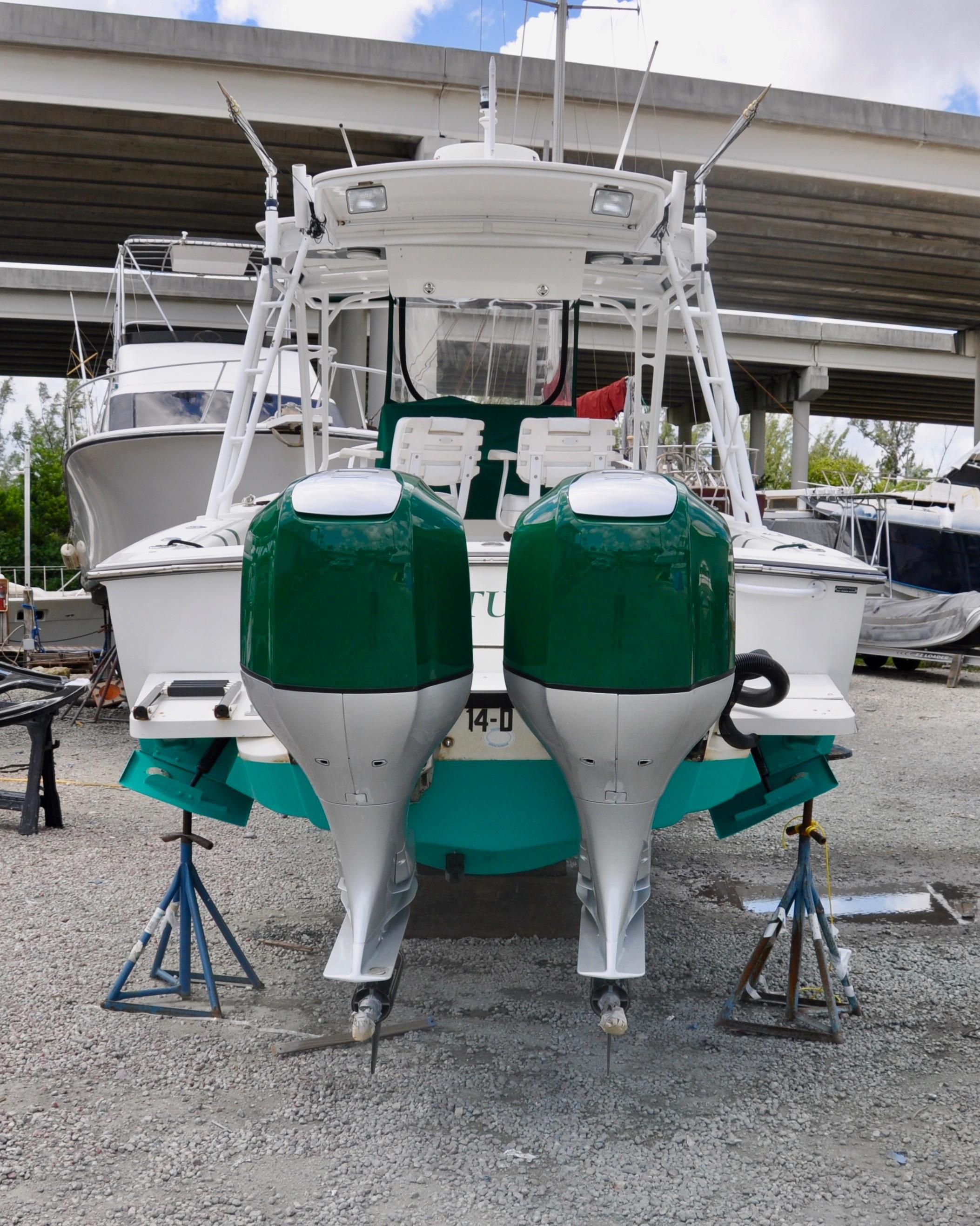 30 Salt Shaker 2004 Aventura, Florida Sold on 20181009 by Denison