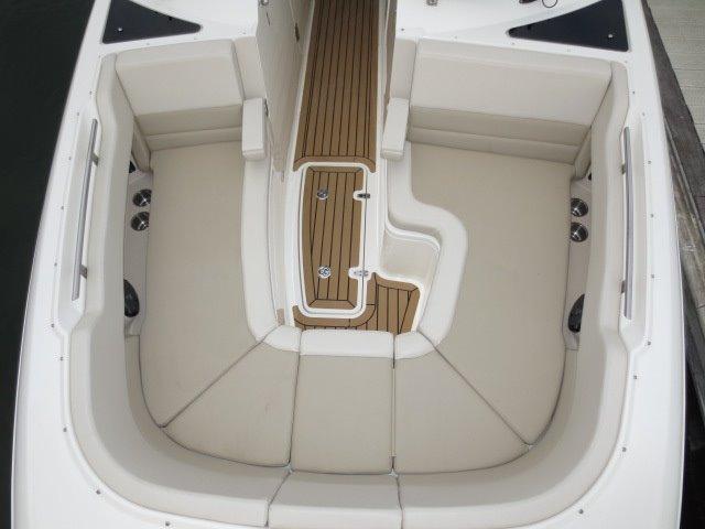 32' Boston Whaler, Listing Number 100759810, Image No. 40