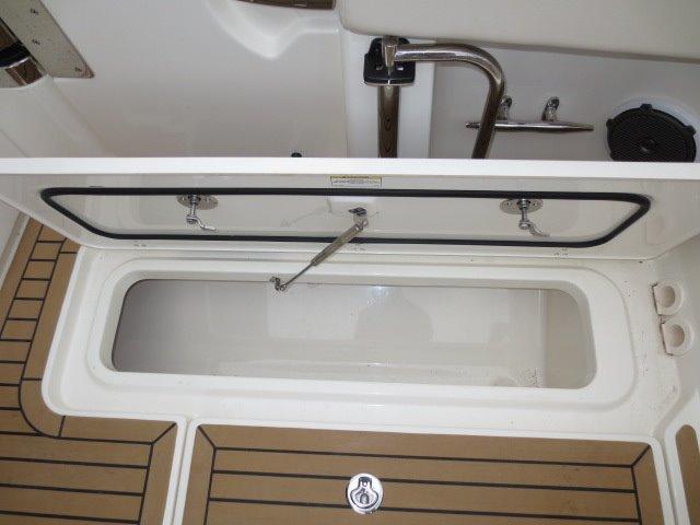32' Boston Whaler, Listing Number 100759810, Image No. 15