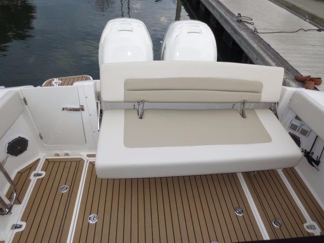 32' Boston Whaler, Listing Number 100759810, - Photo No. 17