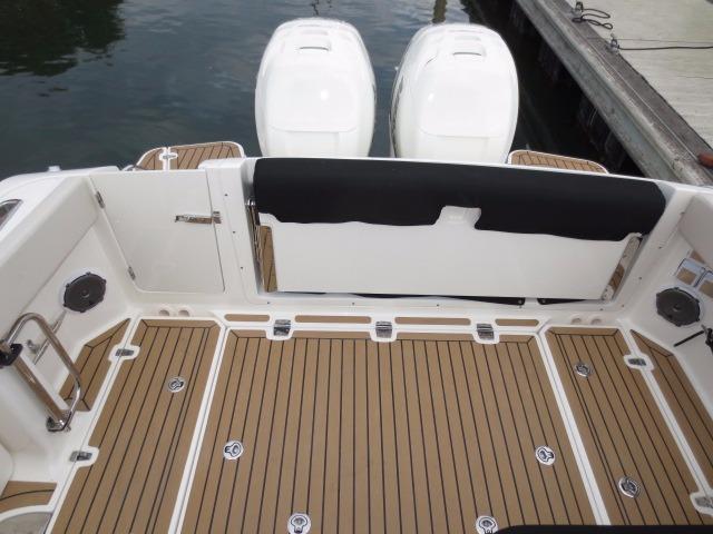32' Boston Whaler, Listing Number 100759810, Image No. 18