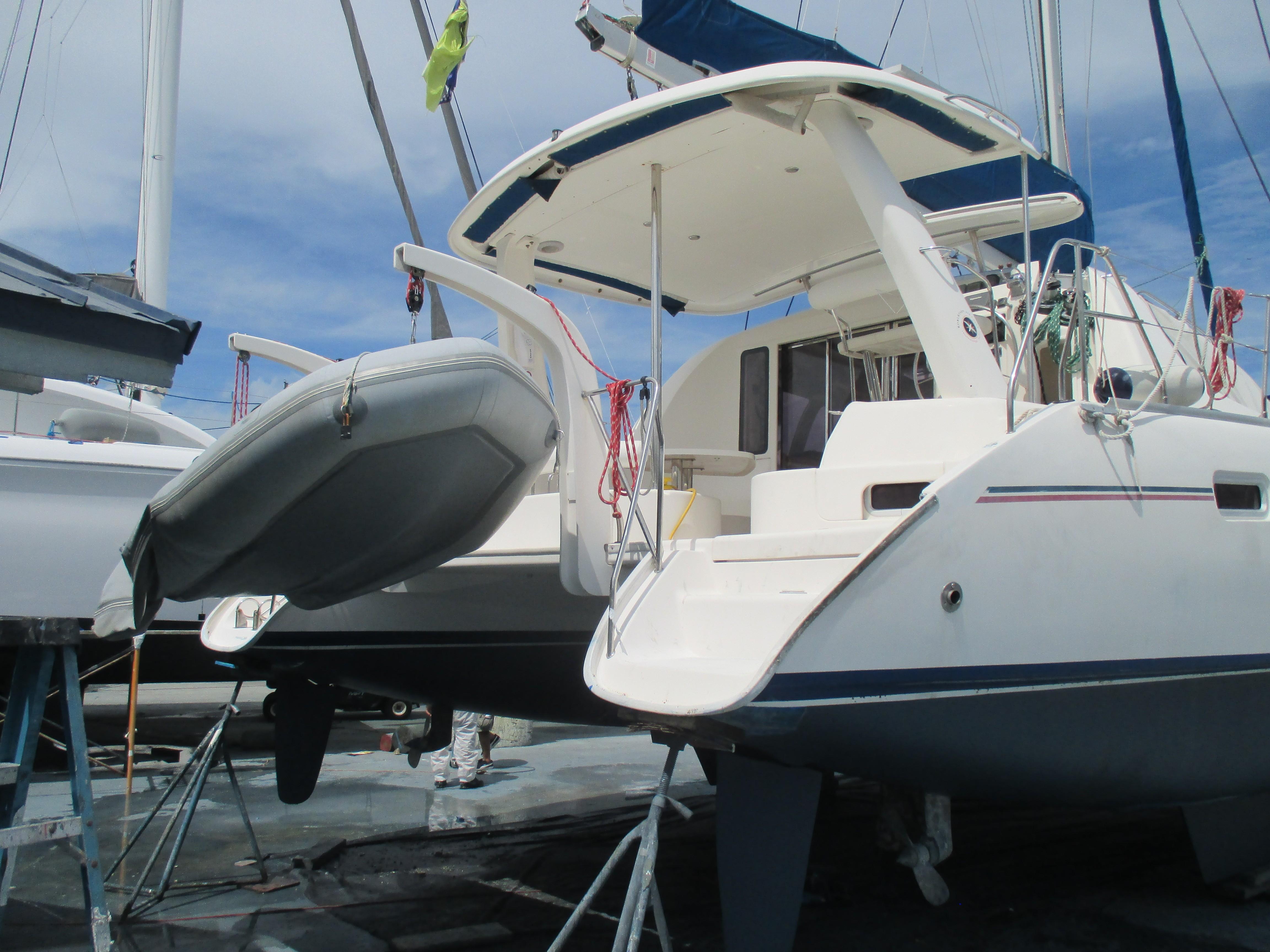 Leopard 40 Sailing Catamaran Omaha Rainbow for sale Leopard Brokerage