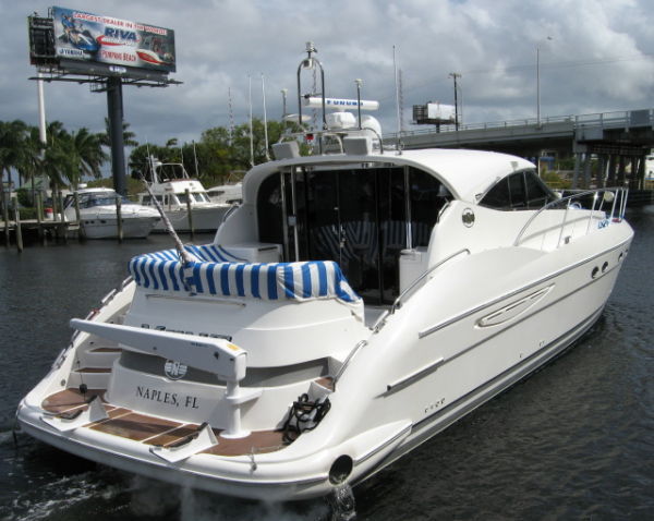 Transom w/ 900lb Marquipt Davit