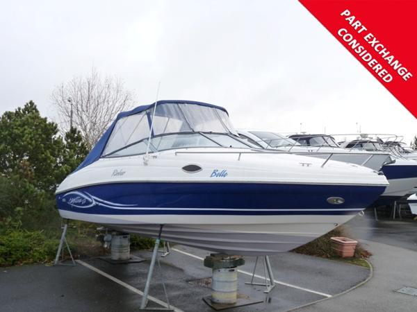 Rinker 232 Captiva Cuddy
