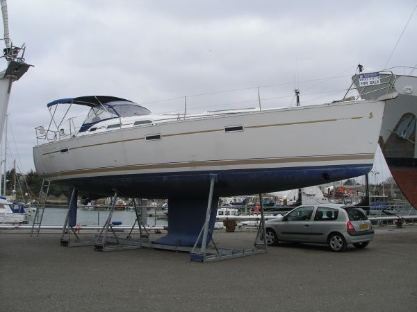 Beneteau Oceanis 393