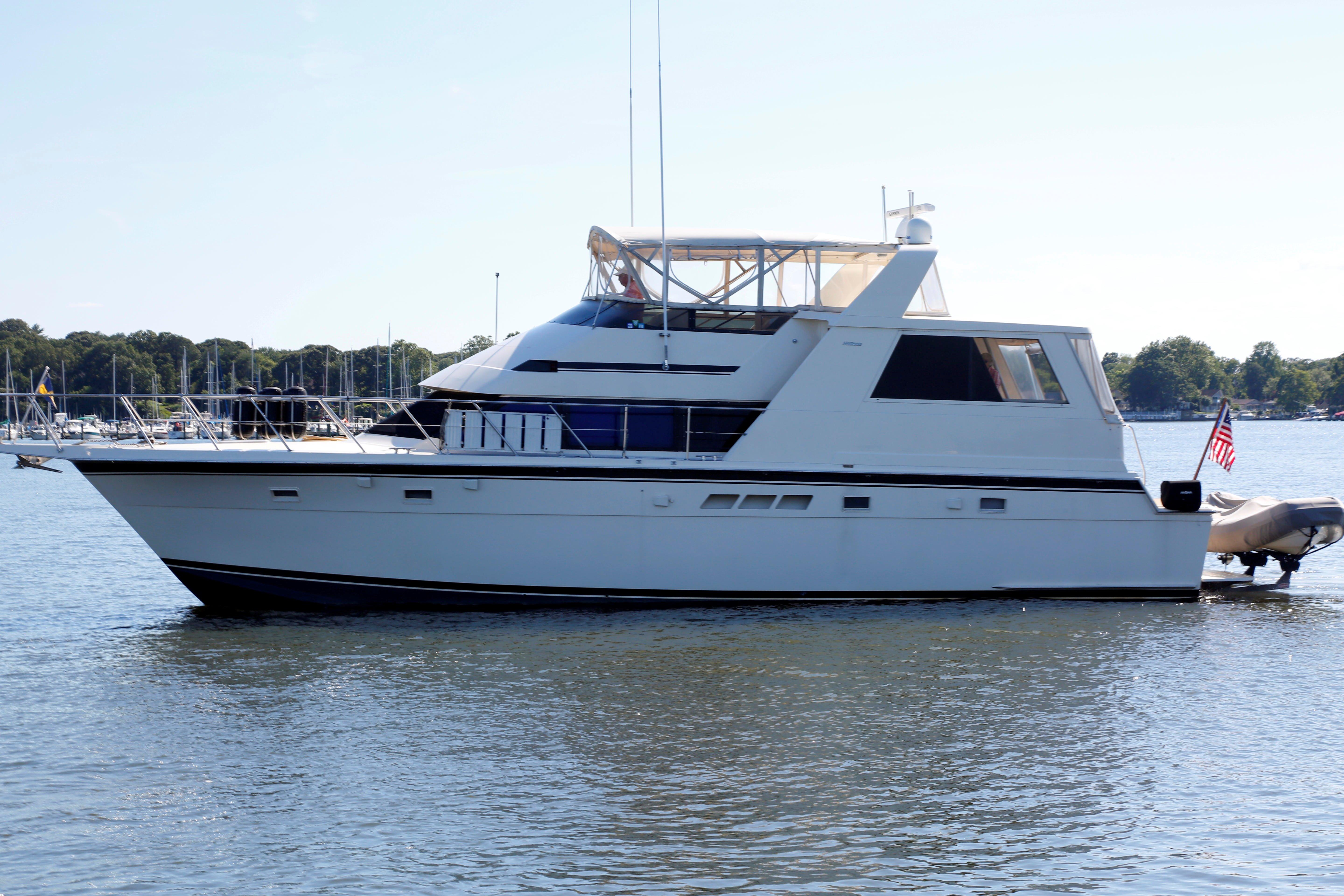 1991 52 Hatteras For Sale In Baltimore Md Us | Bluewater Yacht Sales