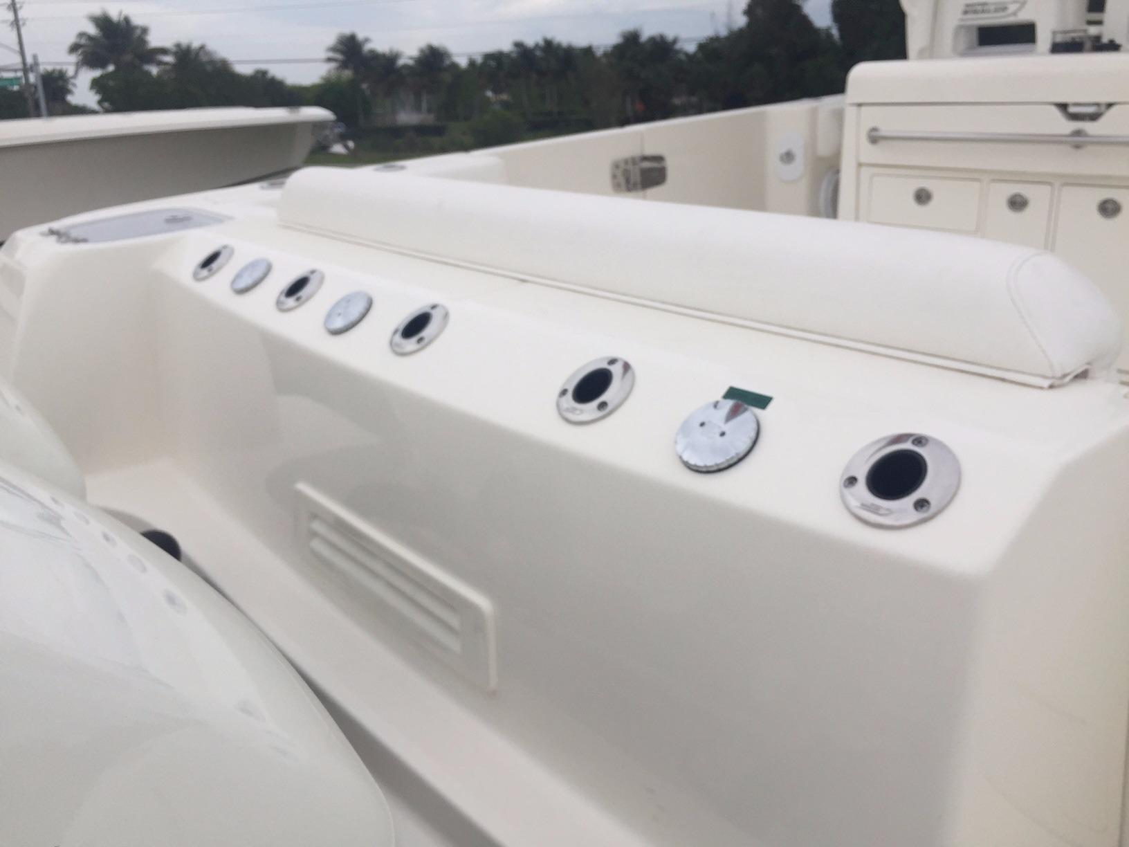37' Boston Whaler, Listing Number 100759818, - Photo No. 4