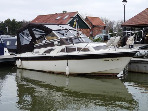 Fairline Holiday