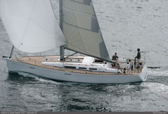Dufour 45E Performance