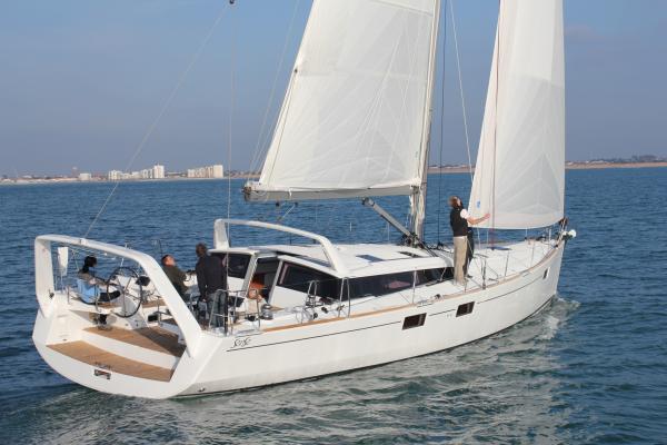 Beneteau Sense 55