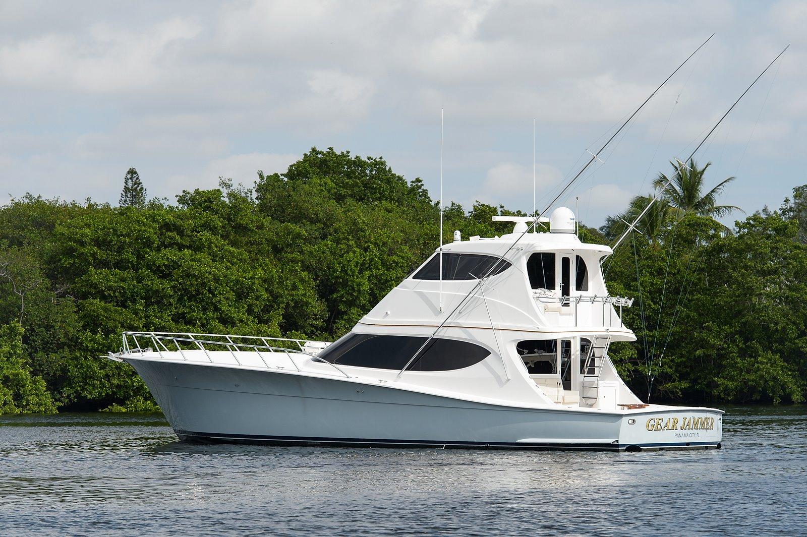 63 Hatteras 2013 Gear Jammer For Sale In Ft. Lauderdale, Florida, Us 