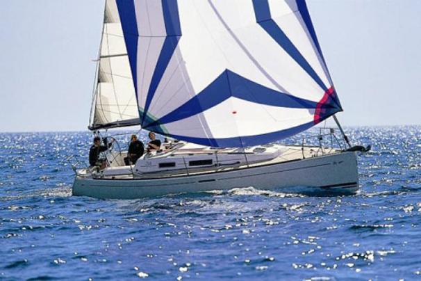 Manufacturer Provided Image: Dufour 34