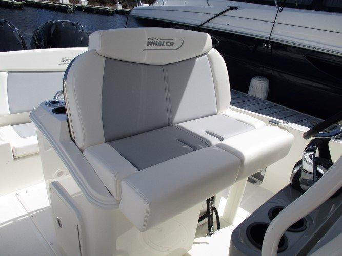 27' Boston Whaler, Listing Number 100762376, Image No. 18