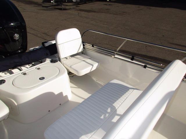 17' Boston Whaler, Listing Number 100762377, - Photo No. 13