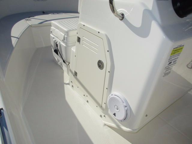 17' Boston Whaler, Listing Number 100762377, - Photo No. 15