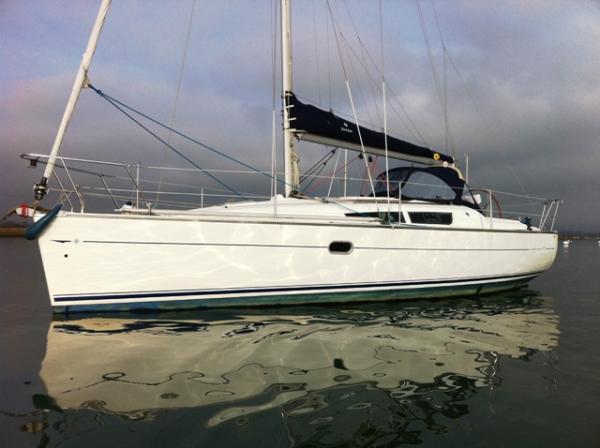 Sun Odyssey 32i - DANCING DIVA