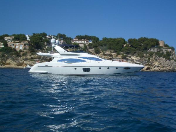 Azimut 68 E