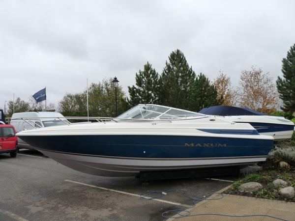 Maxum 2300 SC