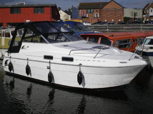 Shadow 26 aft cockpit