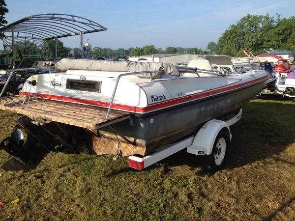 ... 1992 Harris 18' Deck Boat For Sale In Mishawaka Indiana | Boat Buys