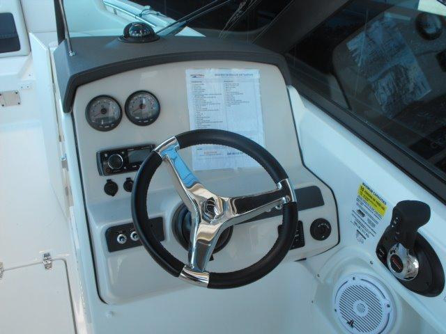 24' Boston Whaler, Listing Number 100752648, - Photo No. 2