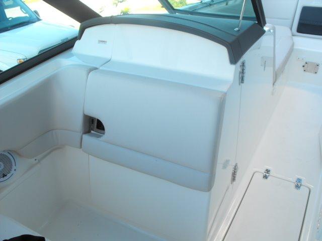 24' Boston Whaler, Listing Number 100752648, - Photo No. 8