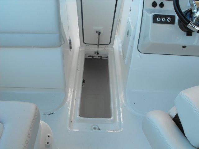 24' Boston Whaler, Listing Number 100752648, - Photo No. 14